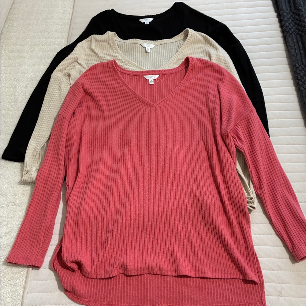 Time and Tru Women's V-Neck Sweater - Black, Cream, and Pink